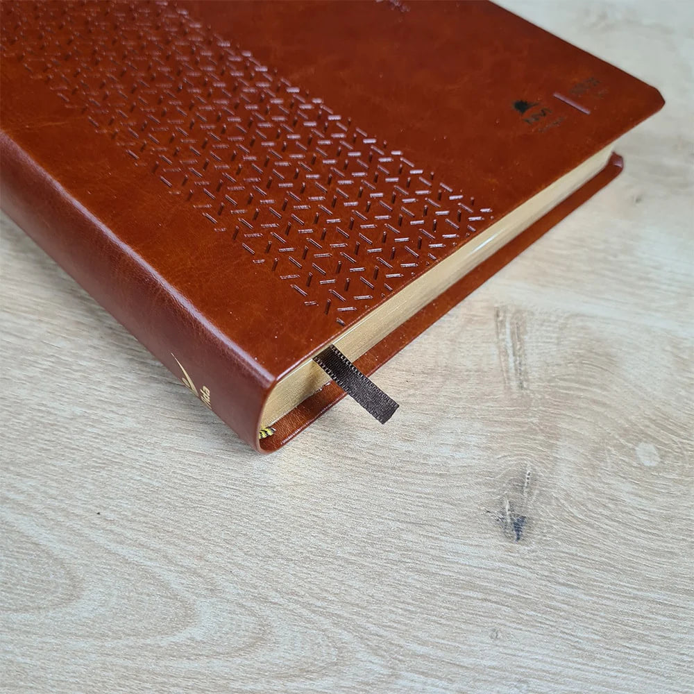 Bíblia Sagrada Holy Bible | Português e Inglês | NVI | Letra Normal | Capa Luxo Marrom